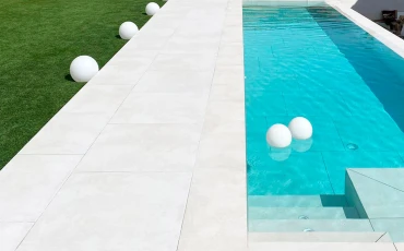 CeramicTiles for swimming pool Cements Ceramic Tile 75*75 cm Snow IN thumb-image