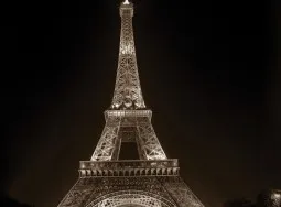 1543 Paris Eifel Tower Evolution 6